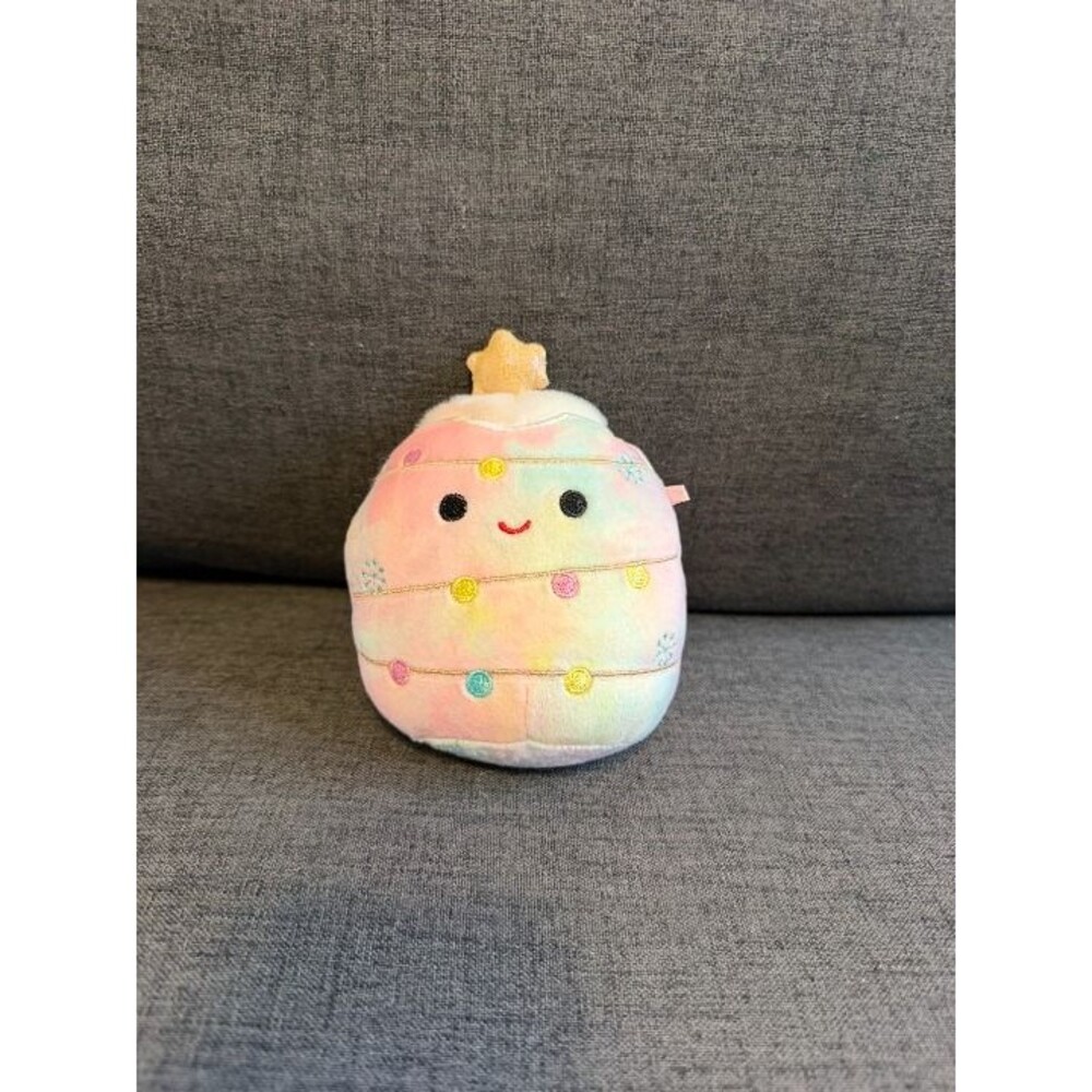 NWOT Laurel the Rainbow Christmas Tree Squishmallow Mini 5” Holiday